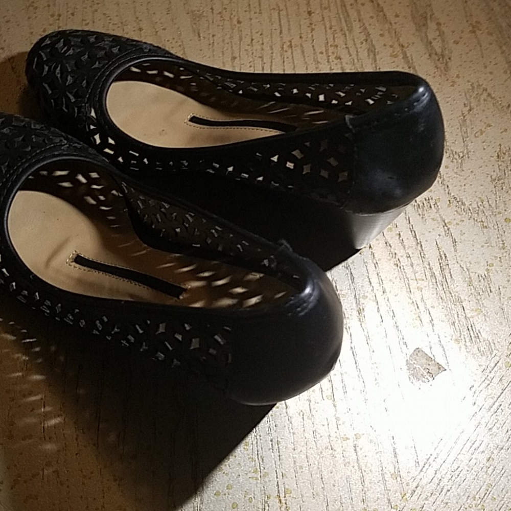 Ladies Shoes - Picture 4 of 4